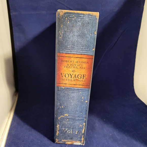 Brand NEW, OPENED Boardgame Robinson Crusoe -Voyage of the Beagle Expansion Box - Picture 2 of 11